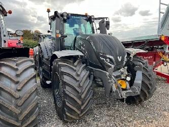 Valtra T215A