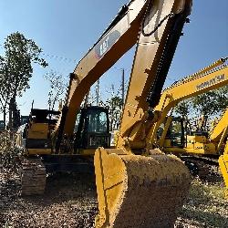 CAT 326D