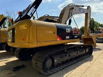 CAT 329 D L
