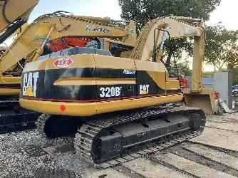 CAT 320 B