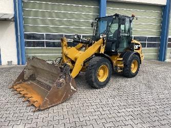 CAT 908 M