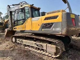 Volvo ec220D2