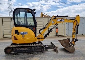 JCB 8026