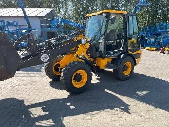 JCB 406