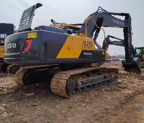 Volvo EC 220