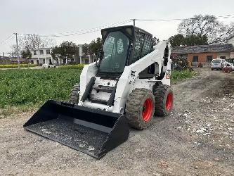 Bobcat S 300