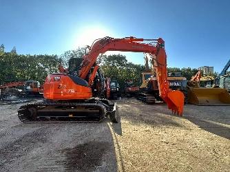 Hitachi ZX 75