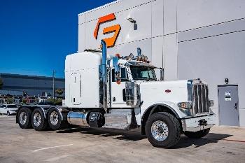 Peterbilt 389