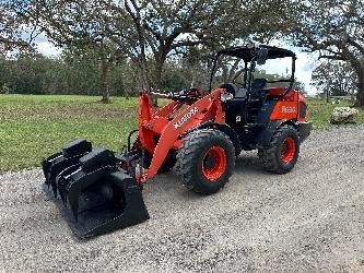 Kubota R 630