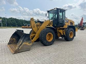 CAT 926M