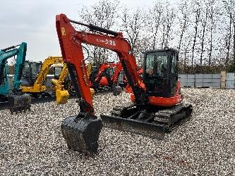 Kubota KX 057