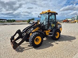JCB 409