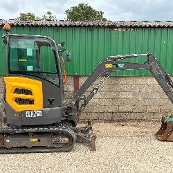 Volvo ECR25D
