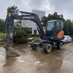 Doosan DX60W