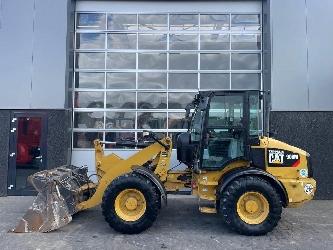 CAT 908M