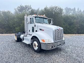 Peterbilt 384