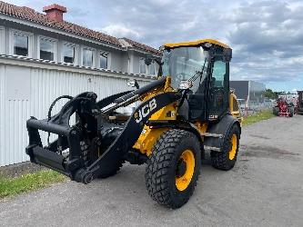 JCB 409