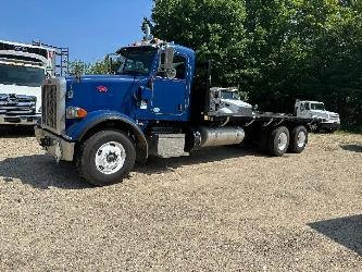 Peterbilt 365