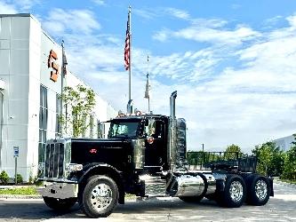Peterbilt 389