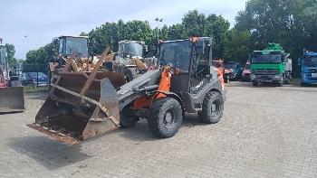 Hitachi ZW 75