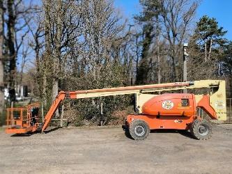 JLG 800 AJ