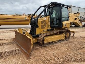 CAT D1