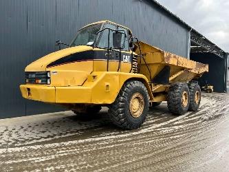 CAT 725