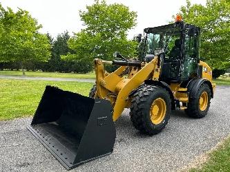 CAT 908M