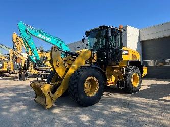 CAT 926M