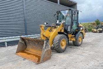 CAT 907 M