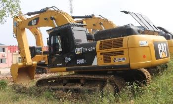 CAT 330 D