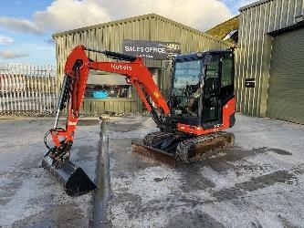 Kubota KX 027