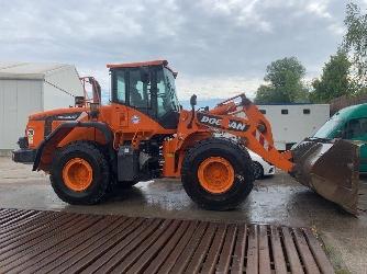 Doosan DL 300