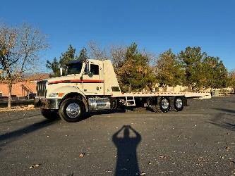 Peterbilt 348