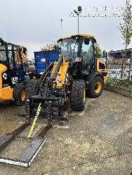 JCB 409