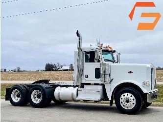 Peterbilt 389