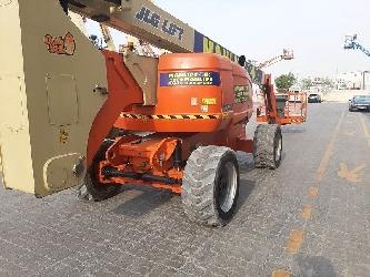 JLG 800AJ