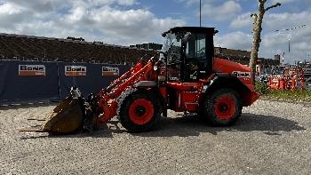 JCB 411HT T4i