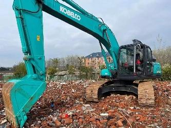 Kobelco SK210