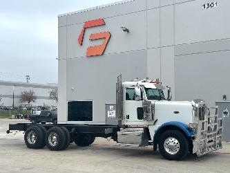 Peterbilt 389