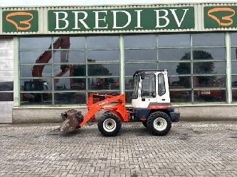 Kubota R 520