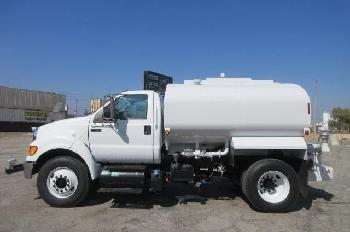 Ford F750