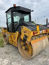 CAT CD 54 B