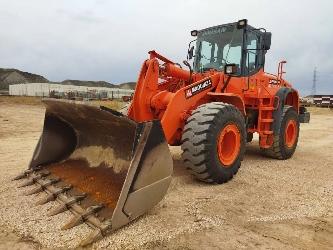 Doosan DL 300