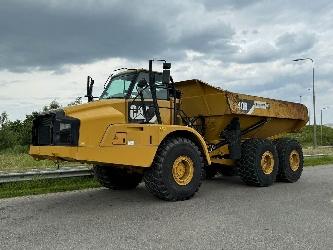 CAT 740B