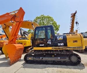 CAT 320 D