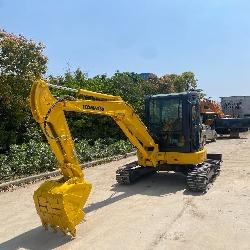 Komatsu PC 35