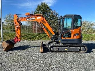 Doosan DX63-3