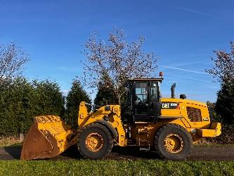 CAT 938M