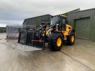 JCB 435S